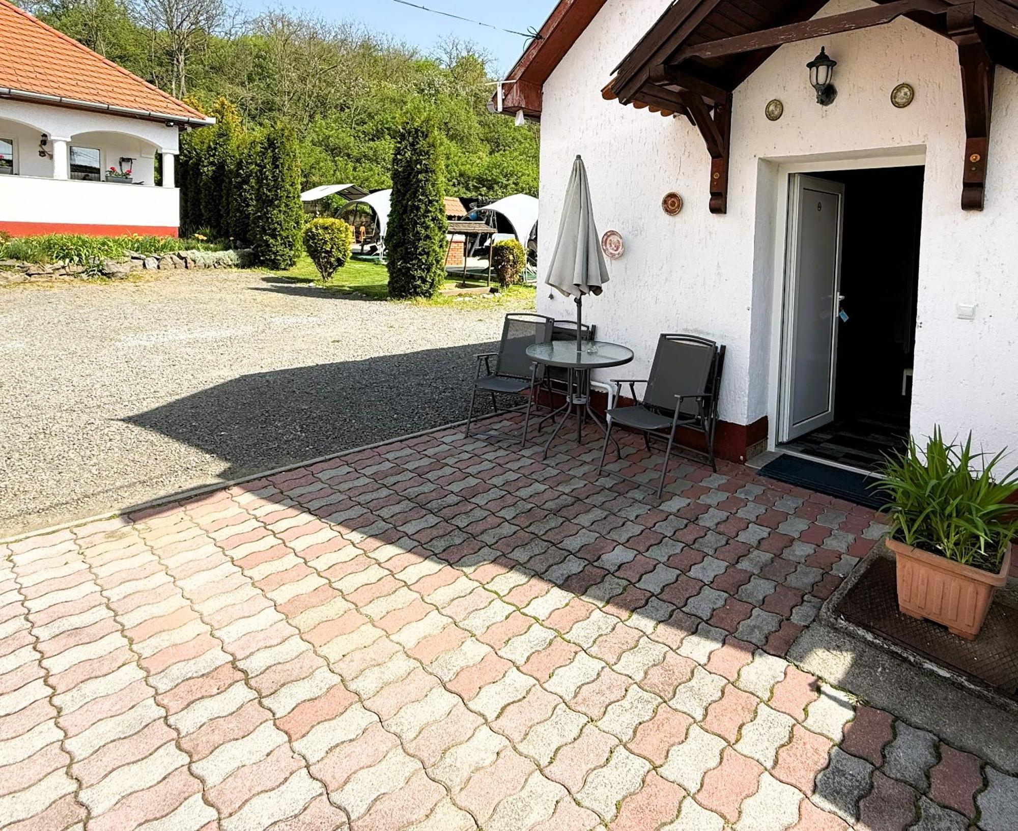 Harmony Vendeghaz Egerszalok Apartment Luaran gambar